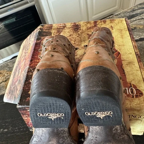 Old Gringo Hosifukami Oryx Tan  Leather Boots with Stud Accents - Picture 13 of 13